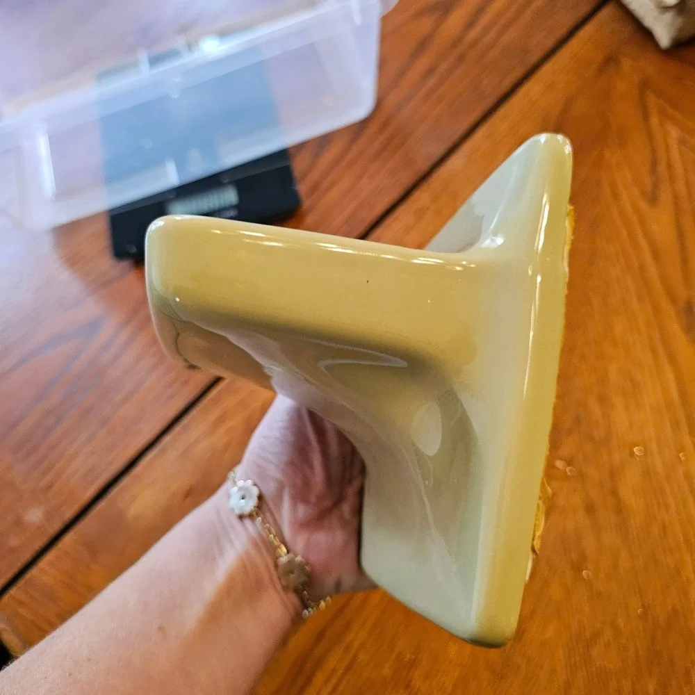 Vintage Ceramic Wall Mount Soap Dish Glossy Sage Green Retro Bathroom tile USA